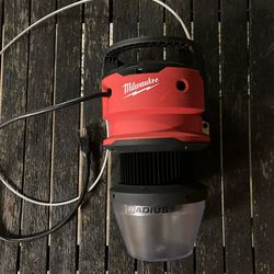 Milwaukee temp job light LED