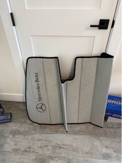 Sunshade for gla Mercedes
