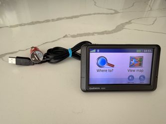 Garmin nüvi 265W GPS Navigation System with Car Charger