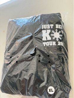 Jo Koy 2025 Concert  Tour Sweater/Hoodie.  XL