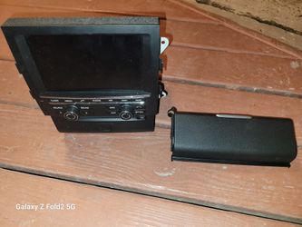 Porsche macon factory Navigation radio