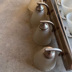 2 light Fixtures For Bathroom Remodal