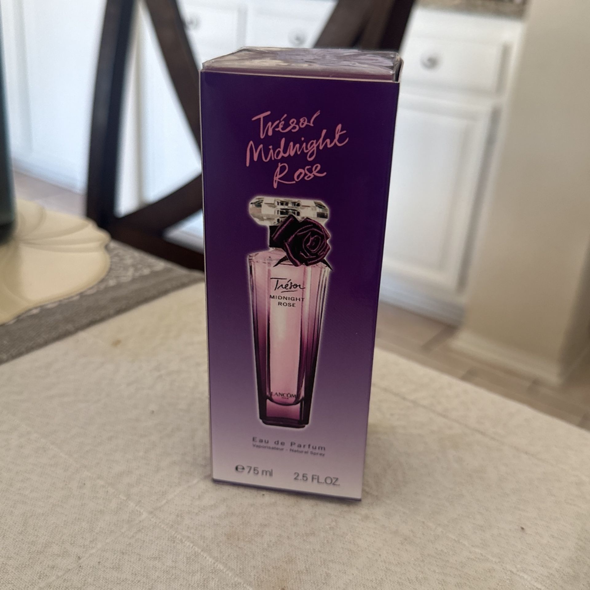 Trespr Midnight rose