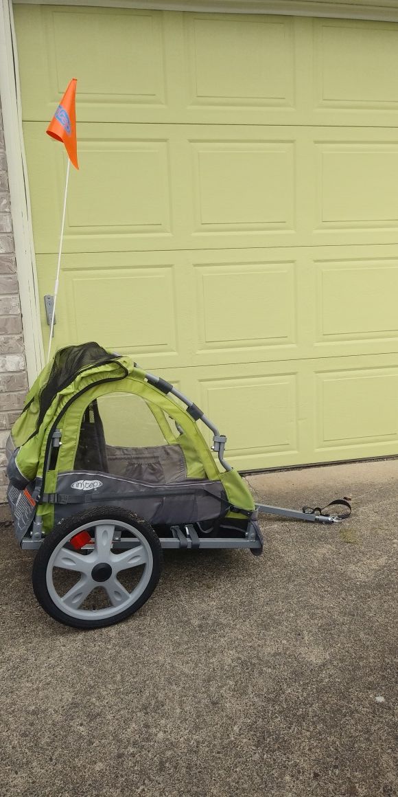 Instep single seat bike trailer