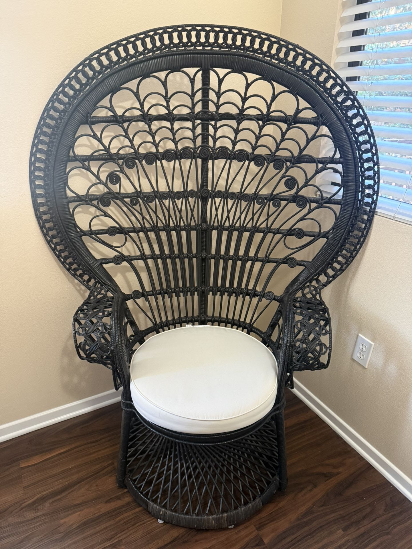 Black Rattan Peacock Chair
