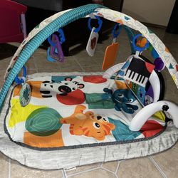 Einstein Baby Piano Toy