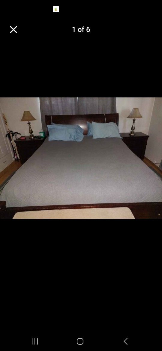 Cal-King Bedroom Set