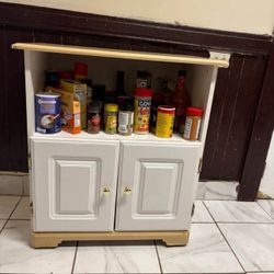 Kitchen Cabinet 