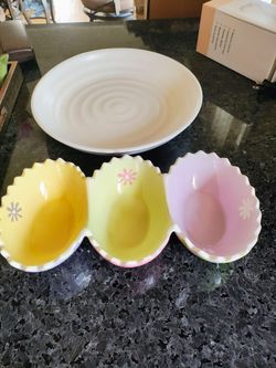 Robert Gordon Porcelain Plate and Trio Egg Shaped Dish