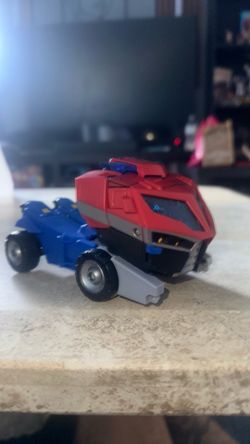 Transformers animated Optimus prim
