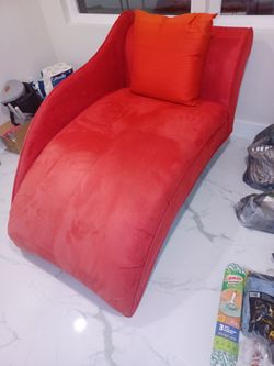Lounge chair