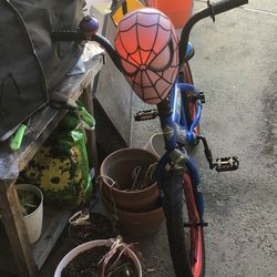 Boys spiderman bicycle