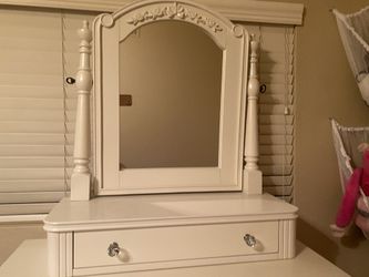 Beautiful Vanity Table Top