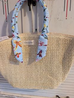 Cute woven handbag