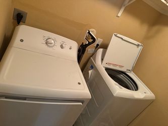GE Washer and Dryer Set