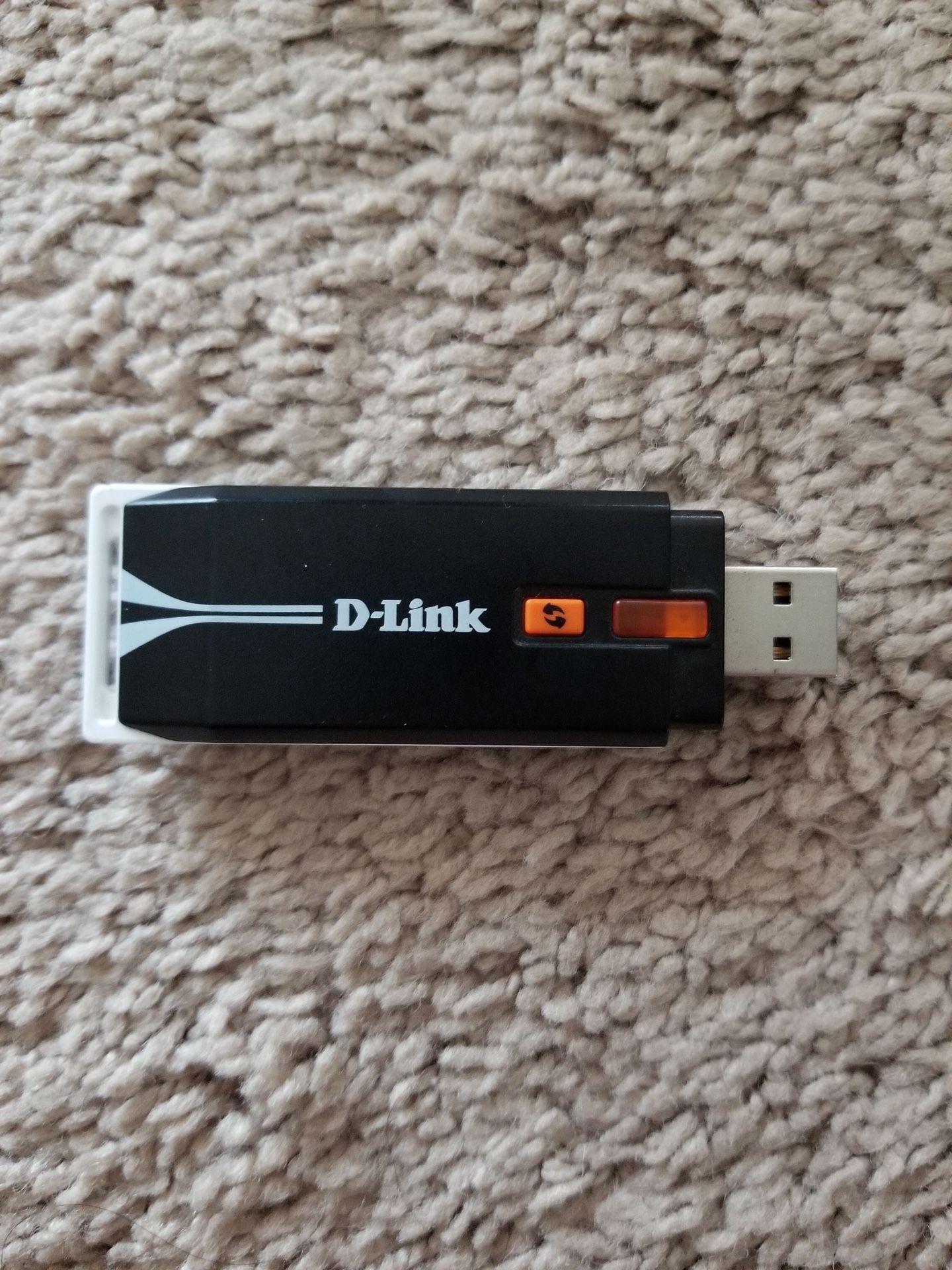 D-Link DWA-140 RangeBooster Draft 802.11n Wireless USB Adapter