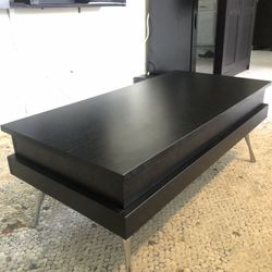 Lift Coffee Table w/ Storage