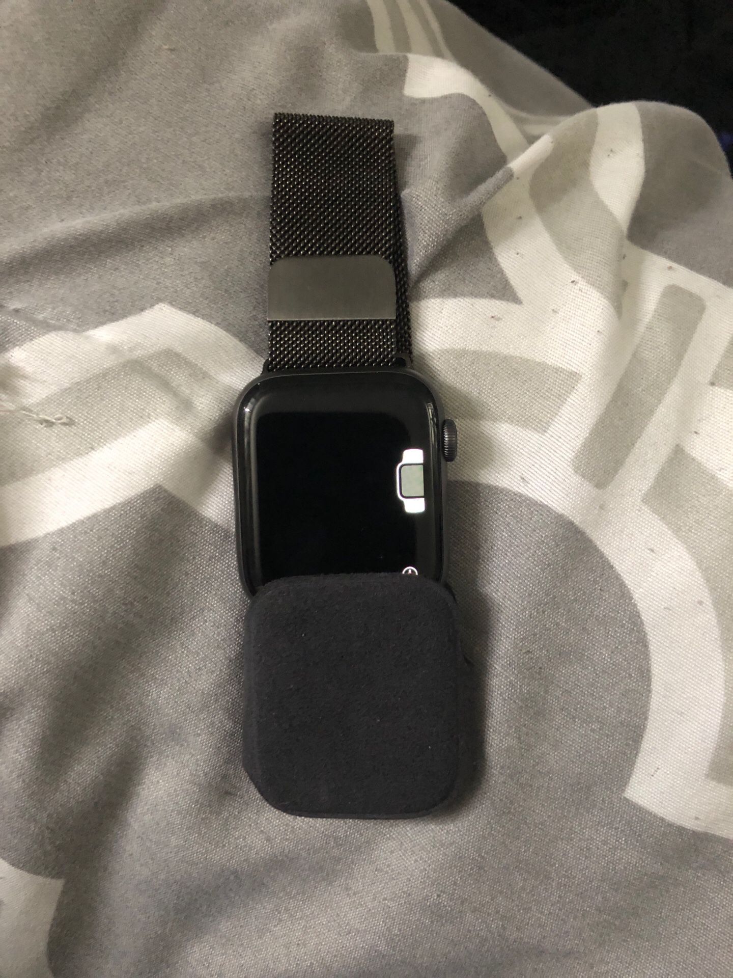 Apple Watch Series 4 GPS/NO cellular 44mm