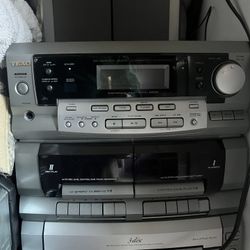 Teac DC - Digital Compact Hi-Fi System