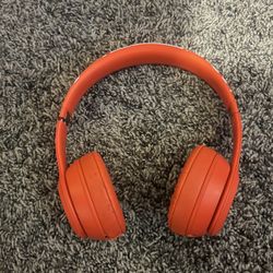 Beats Solo 2 Wireless headphones 