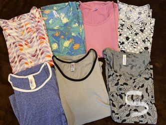 LulaRoe Classic T’s