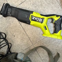Ryobi Saw