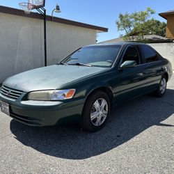 1998 Toyota Camry 