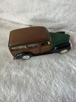 Carrito Metal Antiguo diferentes modelos y escala cada uno