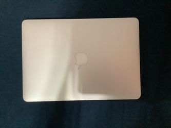 Apple Macbook Pro 13.5 inch screen