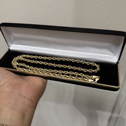 Diamond-Cut Rope Chain Necklace Solid 10k Weight 53.4g