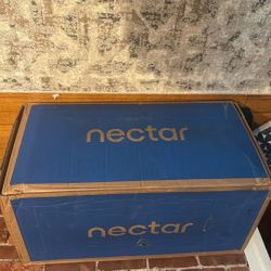(UNOPENED QUEEN) Nectar Luxe Memory Foam Mattress 