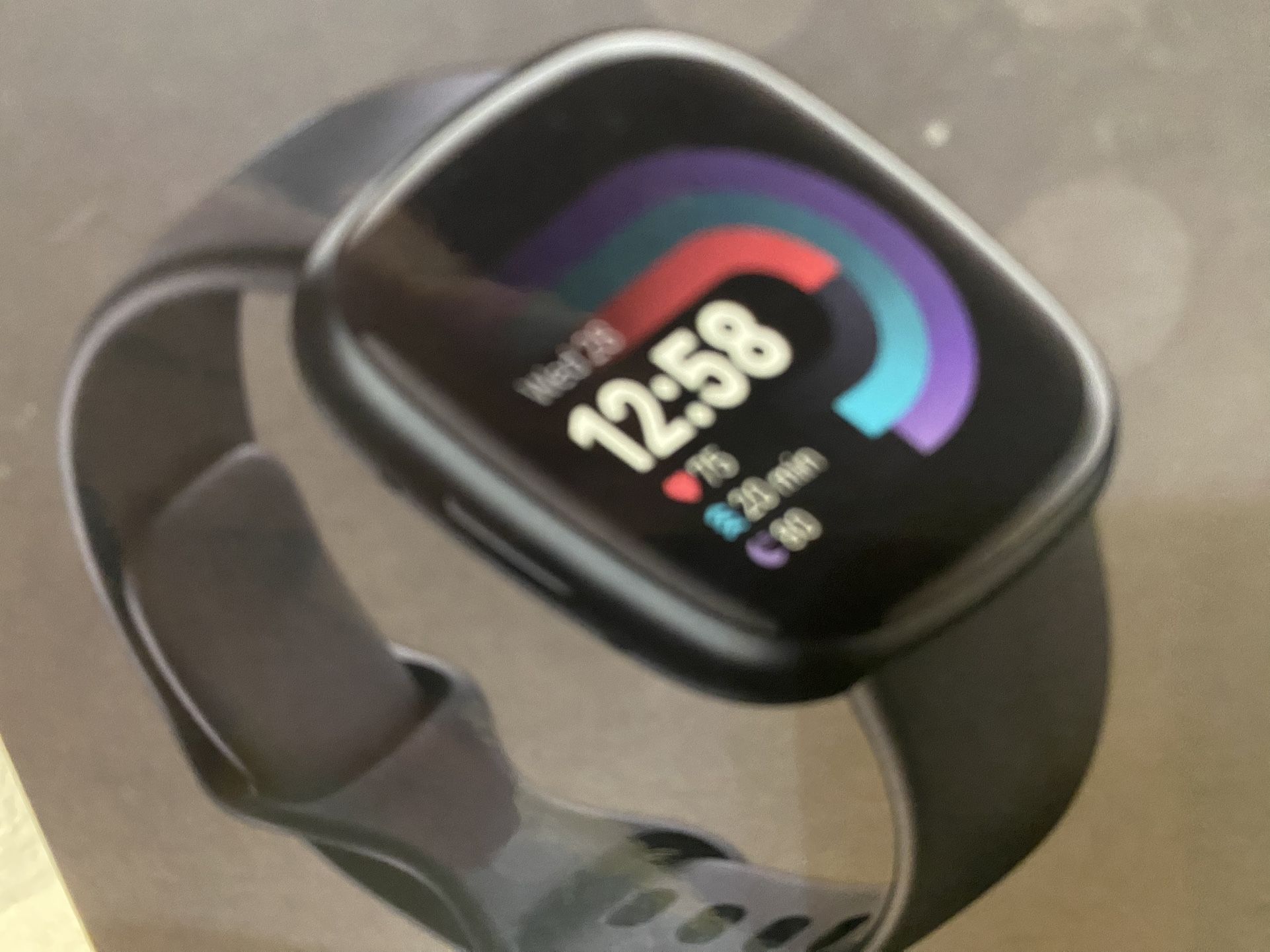 Fitbit Versa 4 ——New/Unopened 