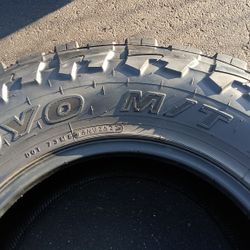 2 Llantas Lt 295 70 R17 Toyo Open Country 