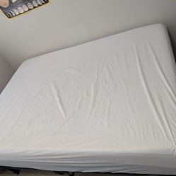 Full Size Mattress + Metal Frame - Zinus 12" Memory Foam