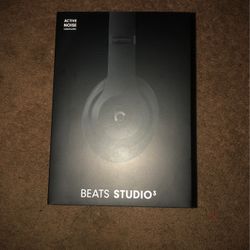 black beats studio3 