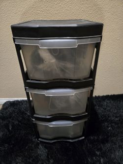 Rubbermaid 3 Drawer Storage 