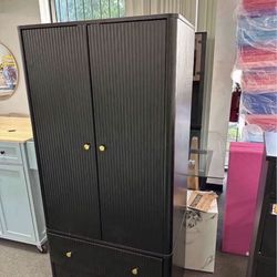New In Box 66"×30" Black Wooden Wardrobe Closet Cabinet w/ Hanging Rod dresser