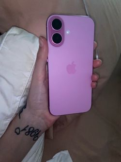 IPhone 16 Pink