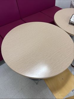 Cafe Tables (Light Wood)