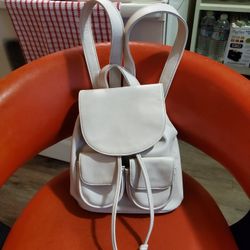 SMALL BACKPACK/PURSE