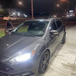 Ford Focus ST 
