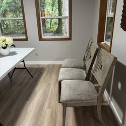 Set Of 6 Upholstered Chairs! Modern Style . Free