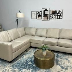 Standard Furniture 2-Piece Off White Sectional Couch