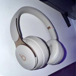 Beats Solo Pro Wireless Noise Cancelling