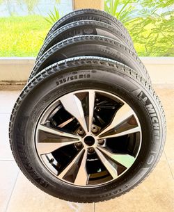 Set 4 Rims and tires (235/65/R18) Nissan Murano OEM