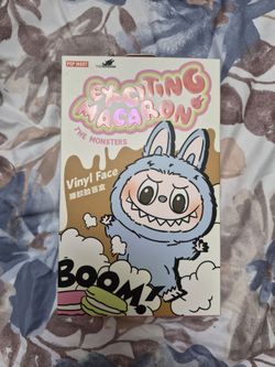 Labubu blind box