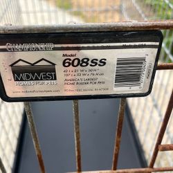 Dog kennel 