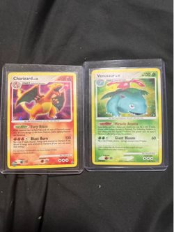 Pokémon Cardz 2007 secret  wonders holo Charizard and Venusuar