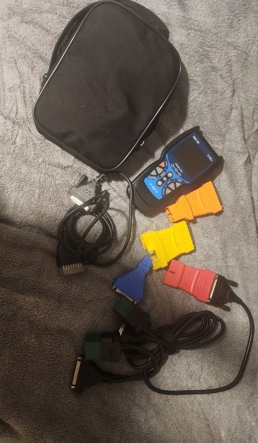 CODE READER VEHICLE DIAGNOSTIC SCANNER