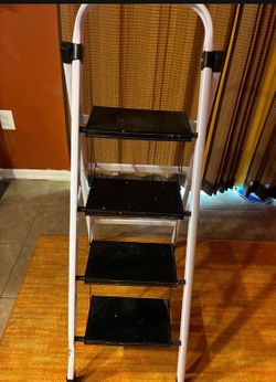 Steady White Stepladder